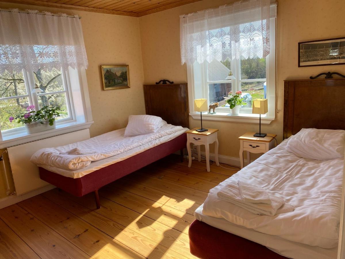 Spjutsbygds Gards Bed And Breakfast Rodeby Dış mekan fotoğraf