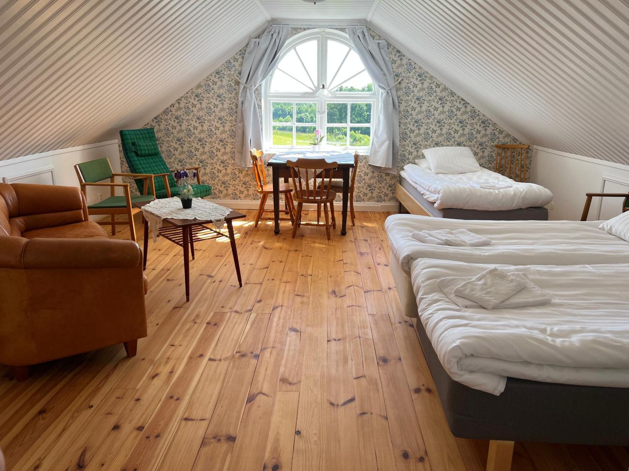 Spjutsbygds Gards Bed And Breakfast Rodeby Dış mekan fotoğraf